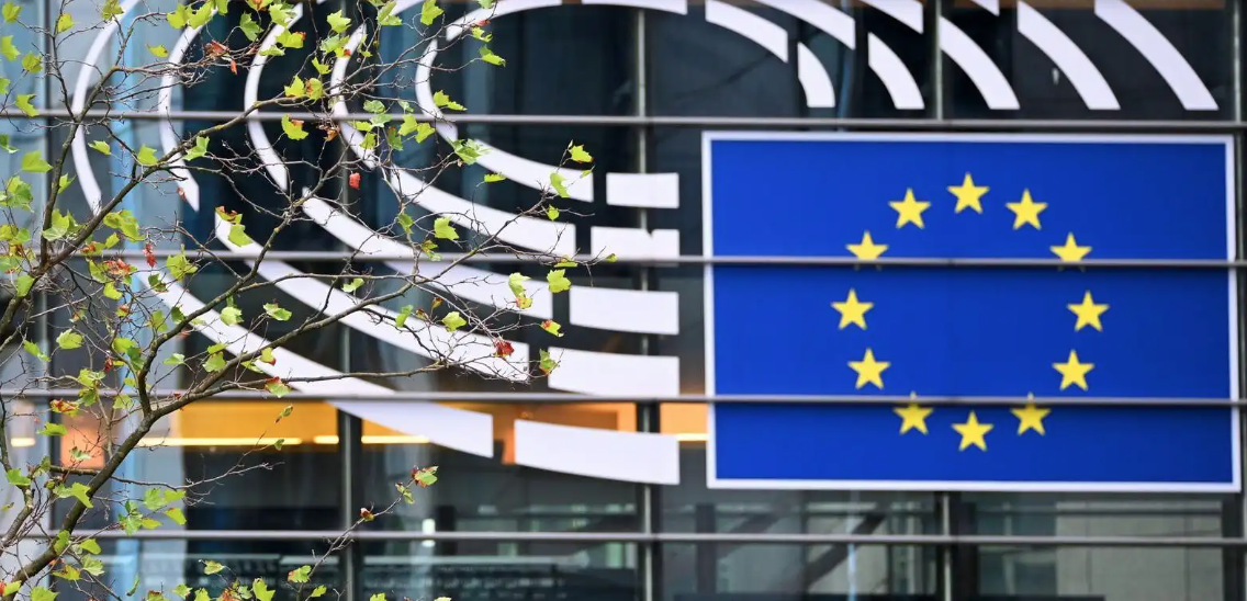 Ռուսիոյ դէմ Եւրոմիութեան պատժամիջոցներու սեւ ցուցակին մէջ ընդգրկուած է 2500-էն աւելի իրաւաբանական եւ ֆիզիքական անձ